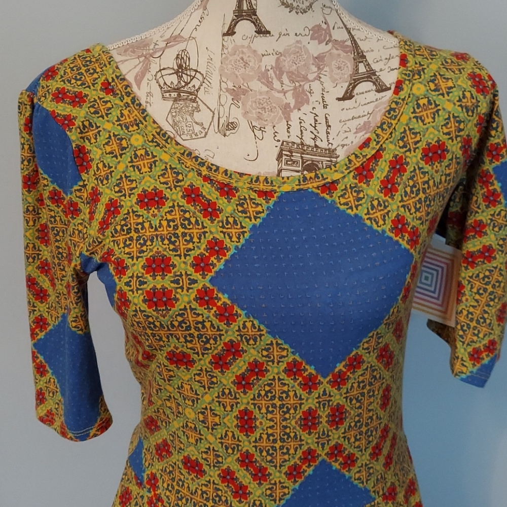 LULAROE DRESS - Picture 2 of 7